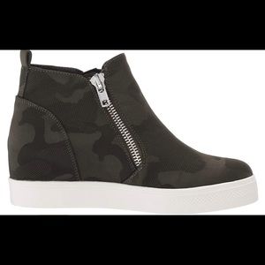 Steve Madden Dark Camo Wedge Sneaker